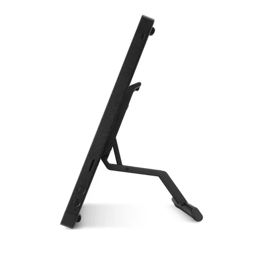 Tablet graficzny Wacom Cintiq 24 stoi na regulowanej podstawce. Użytkownik ustawia ekran pod wygodnym kątem aby pracować dłużej bez zmęczenia.