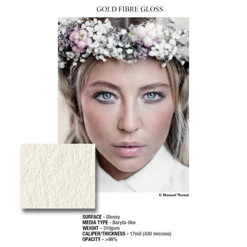 Prezentacja powierzchni Ilford Galerie Gold Fibre Gloss 310 g/m², błyszczący papier barytowy w rolce 44 cale do dużych ekspozycji Fine Art.