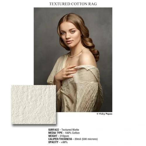 Powierzchnia Ilford Galerie Textured Cotton Rag, teksturowany papier bawełniany 310 g/m² do dużych reprodukcji i fotografii Fine Art.