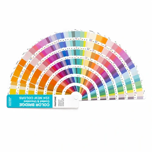 Pantone Color Bridge Supplement GP6102C-SUPL, 224 nowe kolory Pantone Coated i Uncoated dodane w edycji 2026 wraz z odpowiednikami CMYK.