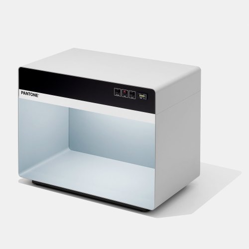 Pantone 3 Light Booth