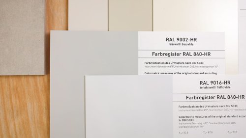 ral-840-hr-farbregisterkarte-02.jpg