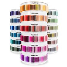 Kolekcja PANTONE Plastic Standard Chips - 1755 kolorów w formie plastikowych próbek