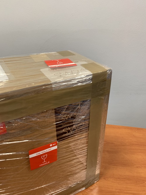 Pakowanie monitorów BenQ