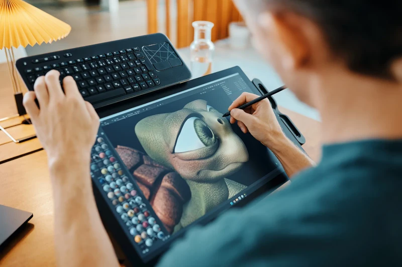 Tablet grafizcny z ekranem Wacom