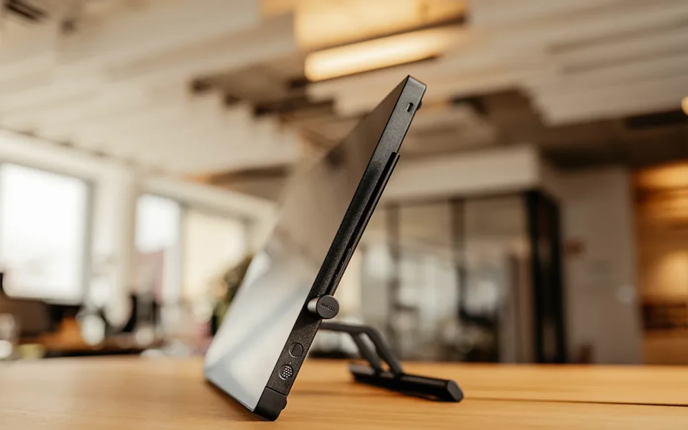 Podstawka w zestawie z Wacom CintiQ 24 touch