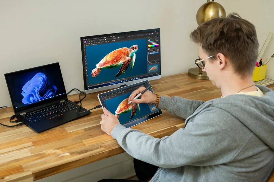 Wacom One 14 do rysowania i edycji zdjęć, ekran 14 cali, praca z aplikacjami kreatywnymi