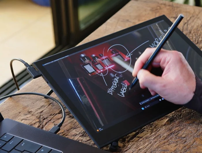 Tablet graficzny Wacom Movink 13 OLED Pen Touch