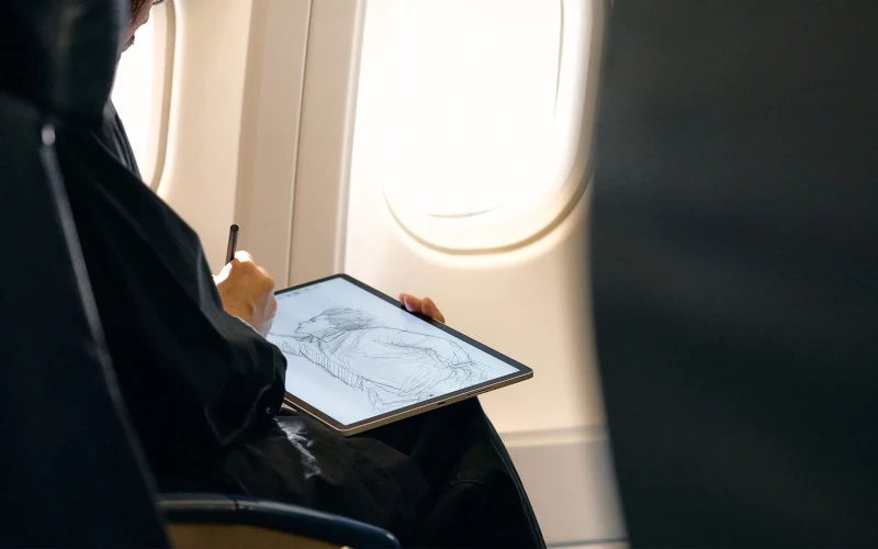 Tablet graficzny Wacom MovinkPad Pro 14 z Snapdragon 8s Gen 3, 12 GB RAM i 256 GB, praca mobilna na Android 15