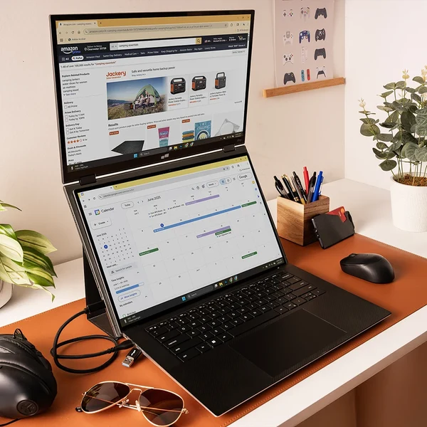 Mobile Pixels Duex Float 2 Pro w trybie z dodatkowym ekranem ustawionym nad laptopem