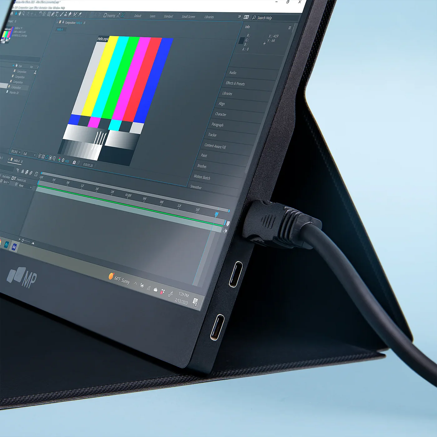Mobile Pixels Fold Full HD podłączony przez HDMI i USB-C