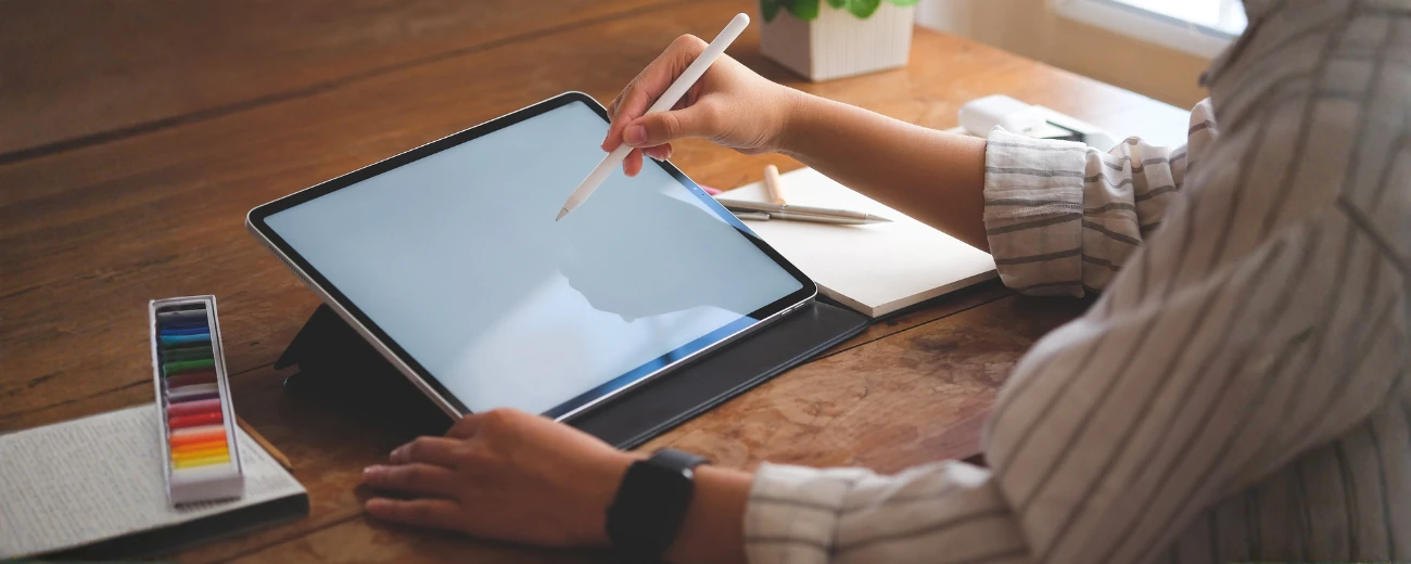 Tablet graficzny z ekranem czy bez – który lepszy do rysowania i projektowania?